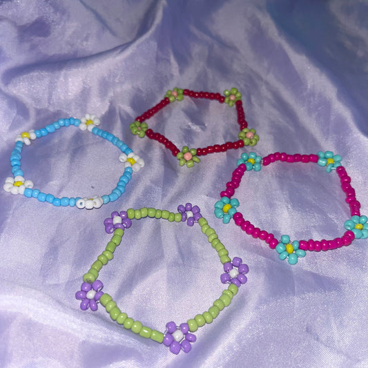 Daisy Flower Beaded Bracelets