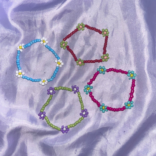 Daisy Flower Beaded Bracelets